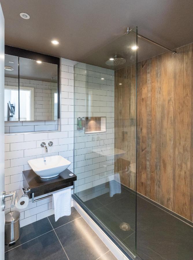 The Lawrance Luxury Aparthotel - York Eksteriør bilde