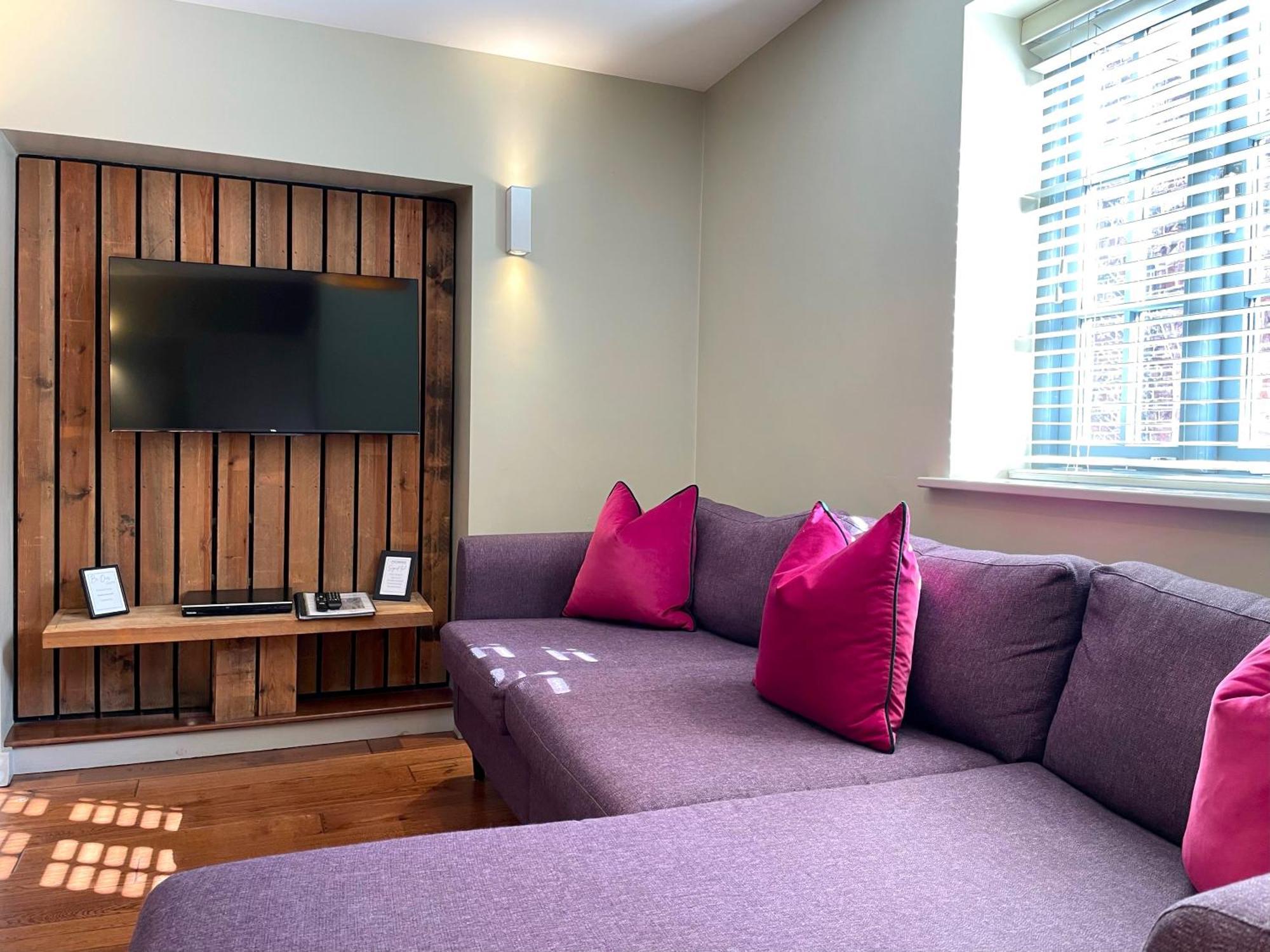 The Lawrance Luxury Aparthotel - York Eksteriør bilde